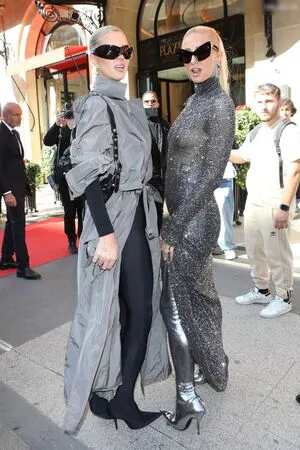 Paris Hilton OnlyFans Leaked Free Thumbnail Picture - #PStW1XeeWE