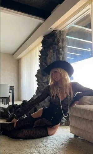 Paris Hilton OnlyFans Leaked Free Thumbnail Picture - #QvjBC63JlP
