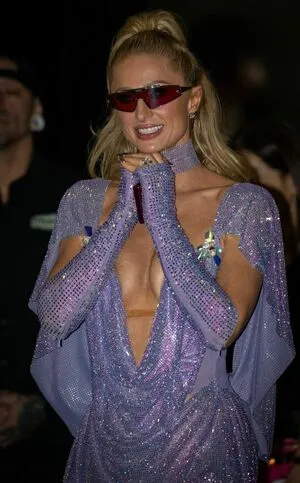 Paris Hilton OnlyFans Leaked Free Thumbnail Picture - #TwNkyGvE35