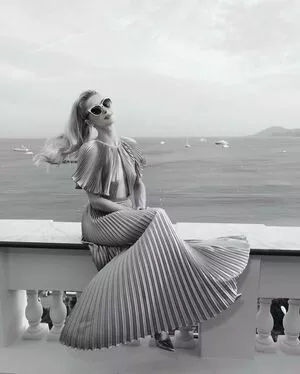 Paris Hilton OnlyFans Leaked Free Thumbnail Picture - #XF3lfP9FPI