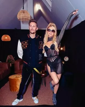 Paris Hilton OnlyFans Leaked Free Thumbnail Picture - #XSqiY6nrUs