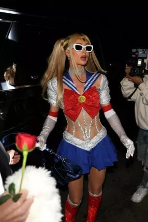 Paris Hilton OnlyFans Leaked Free Thumbnail Picture - #YLuUhFh98C