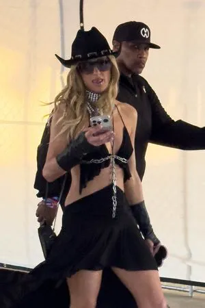 Paris Hilton OnlyFans Leaked Free Thumbnail Picture - #ZO3OedRmQk