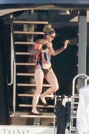 Paris Hilton OnlyFans Leaked Free Thumbnail Picture - #ZieDblLJXF