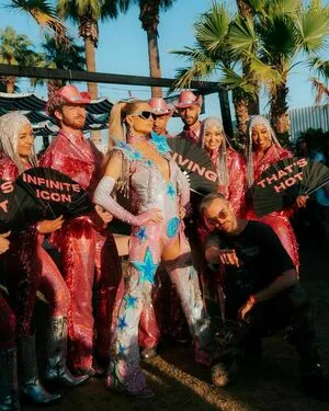 Paris Hilton OnlyFans Leaked Free Thumbnail Picture - #bmli3r9jl1