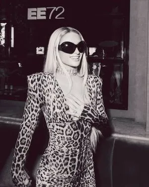 Paris Hilton OnlyFans Leaked Free Thumbnail Picture - #eTGXHvdybC