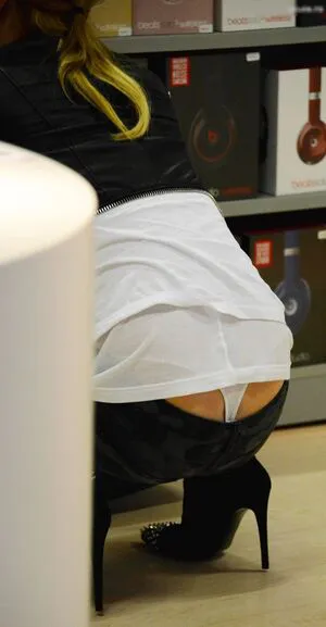 Paris Hilton OnlyFans Leaked Free Thumbnail Picture - #jwU7XRhmrZ