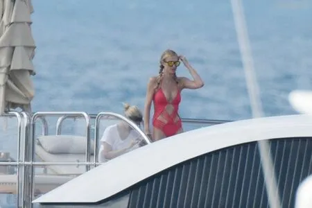 Paris Hilton OnlyFans Leaked Free Thumbnail Picture - #l8NC0R1cbB