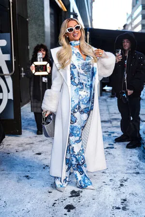 Paris Hilton OnlyFans Leaked Free Thumbnail Picture - #oTWitUekMd