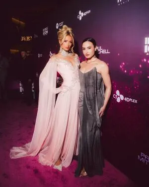 Paris Hilton OnlyFans Leaked Free Thumbnail Picture - #q4khDOuUTv