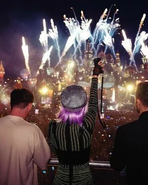 Paris Hilton OnlyFans Leaked Free Thumbnail Picture - #uGrpp3agJ0