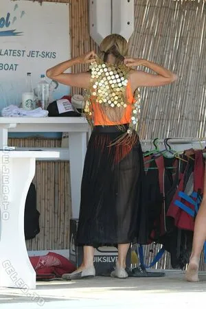 Paris Hilton OnlyFans Leaked Free Thumbnail Picture - #vYg0BMiRMw