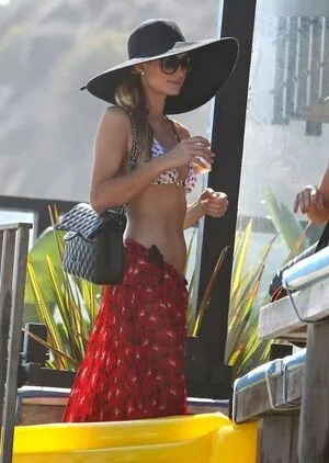 Paris Hilton OnlyFans Leaked Free Thumbnail Picture - #yJFpLOeUPe