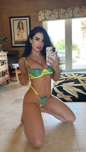 Parisdylan550 OnlyFans Leaked Free Thumbnail Picture - #4PDixV7SWP