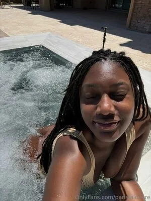 Parislalouvre OnlyFans Leaked Free Thumbnail Picture - #cYm6nr4ax1