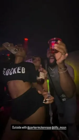 Parker Mckenna Posey OnlyFans Leaked Free Thumbnail Picture - #2t9ZjBt8g1