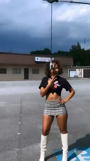 Parker Mckenna Posey OnlyFans Leaked Free Thumbnail Picture - #VaX4dznhZ4