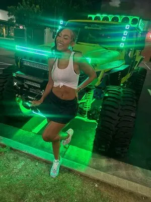 Parker Mckenna Posey OnlyFans Leaked Free Thumbnail Picture - #X9bazzb4Ws