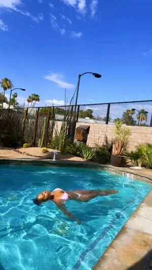 Parker Mckenna Posey OnlyFans Leaked Free Thumbnail Picture - #YrD0MPF76S