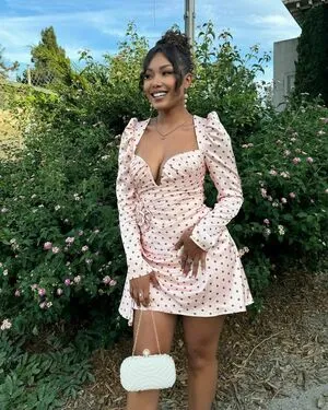 Parker Mckenna Posey OnlyFans Leaked Free Thumbnail Picture - #iCcBUr0RPM