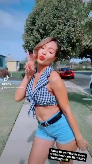 Parker Mckenna Posey OnlyFans Leaked Free Thumbnail Picture - #xPl2dJCF1a