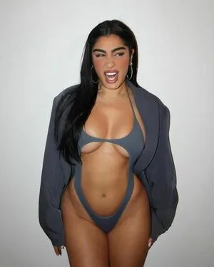 Parmida Shahbazy OnlyFans Leaked Free Thumbnail Picture - #7ytl19zJp2