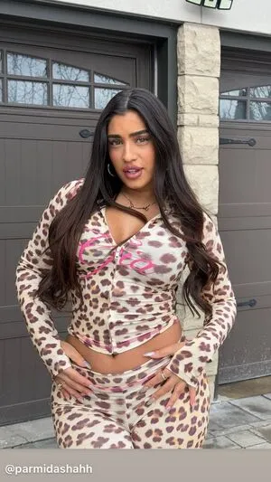 Parmidashahh OnlyFans Leaked Free Thumbnail Picture - #8tfnqjgvDz