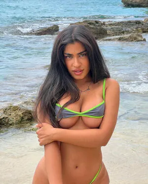 Parmidashahh OnlyFans Leaked Free Thumbnail Picture - #Ok8gDsLrB8