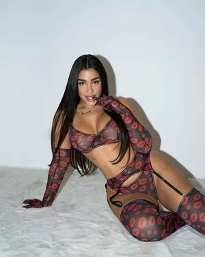 Parmidashahh OnlyFans Leaked Free Thumbnail Picture - #hGcm4Y9M35