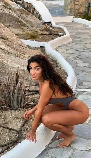 Parmidashahh OnlyFans Leaked Free Thumbnail Picture - #kS3eKJSQSY