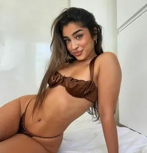 Parmidashahh OnlyFans Leaked Free Thumbnail Picture - #obMmOk8y0D