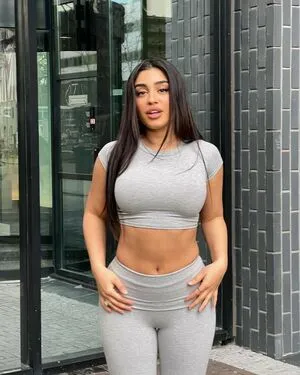 Parmidashahh OnlyFans Leaked Free Thumbnail Picture - #xZfOjJ37un