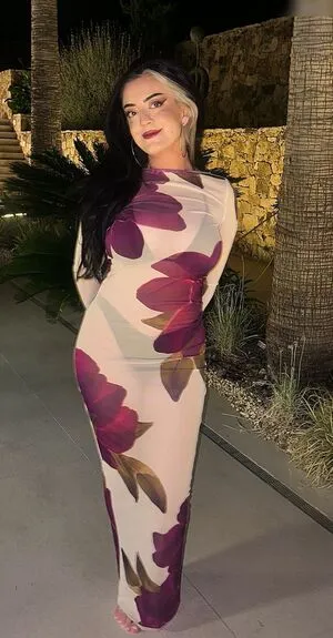 Parshad Esmaeili OnlyFans Leaked Free Thumbnail Picture - #foodLStLuZ