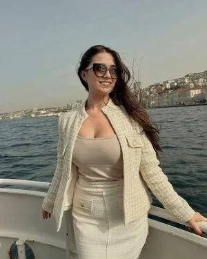 Parya Per OnlyFans Leaked Free Thumbnail Picture - #ykyKxRhLOD