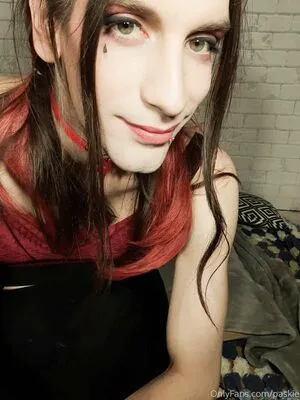 Paskie Songbird OnlyFans Leaked Free Thumbnail Picture - #qT5GZ6ghZO