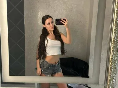 Passion Emily OnlyFans Leaked Free Thumbnail Picture - #6U4eVAKSlh