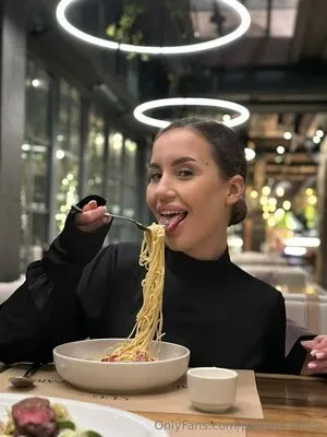 Passion Emily OnlyFans Leaked Free Thumbnail Picture - #FboMdj7EaZ