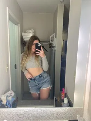 Passionitetv Melvniely OnlyFans Leaked Free Thumbnail Picture - #LE8vEYDVtf