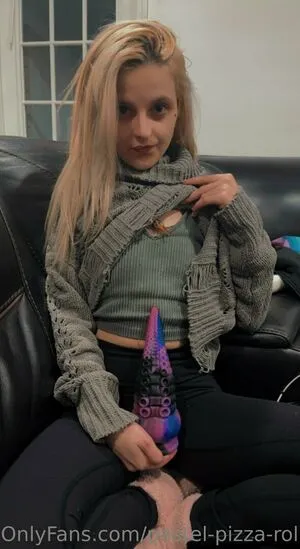 Pastel Pizza Rolls OnlyFans Leaked Free Thumbnail Picture - #R5eSXugXKx