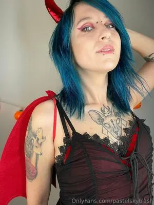 Pastelskytrash OnlyFans Leaked Free Thumbnail Picture - #2c3sdZBoDZ
