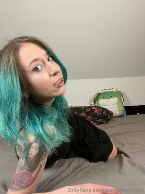 Pastelskytrash OnlyFans Leaked Free Thumbnail Picture - #QPOW5ckzqi
