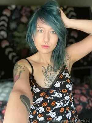 Pastelskytrash OnlyFans Leaked Free Thumbnail Picture - #hl65Byl3C3