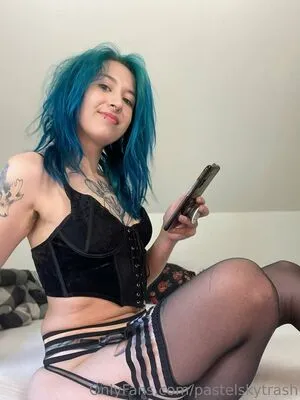 Pastelskytrash OnlyFans Leaked Free Thumbnail Picture - #zqEB0rGoFt