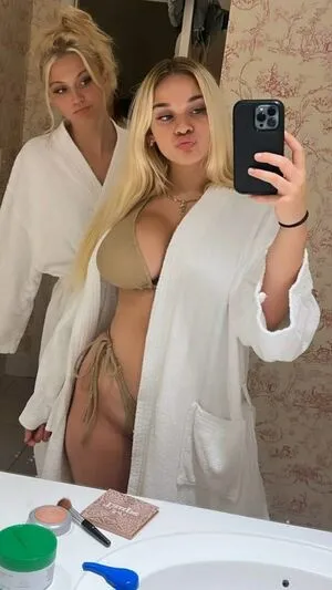 Patience Moore OnlyFans Leaked Free Thumbnail Picture - #MfE2pjq3jx