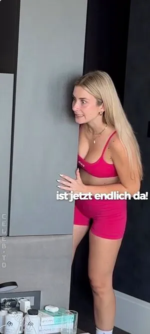 Paula Doeringer OnlyFans Leaked Free Thumbnail Picture - #NO7ZEq370Q