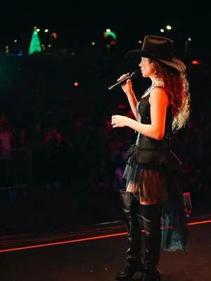 Paula Fernandes OnlyFans Leaked Free Thumbnail Picture - #OqQRanR9ab