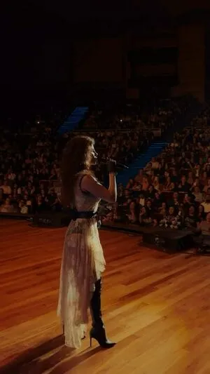 Paula Fernandes OnlyFans Leaked Free Thumbnail Picture - #fu0BY9HJbA