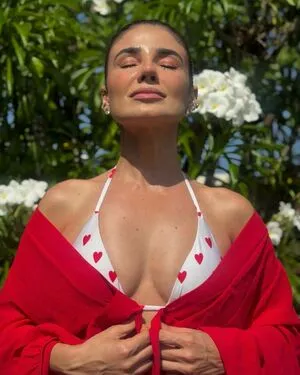 Paula Fernandes OnlyFans Leaked Free Thumbnail Picture - #qBak3STeCL