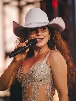 Paula Fernandes OnlyFans Leaked Free Thumbnail Picture - #yeGPqcYDec