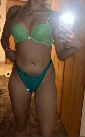Paula Fhm OnlyFans Leaked Free Thumbnail Picture - #cqX5CwBRUP